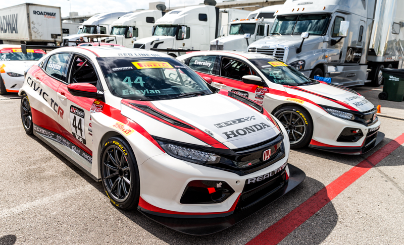 Honda’s TCR car is based on the Civic Type R, so it’s a little bigger than the old B-Spec Fits, but I can’t say that I mind watching these race at all.